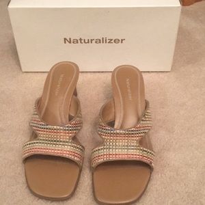 Naturalizer Crescent Bright Wicker Sandals Sz 7.5